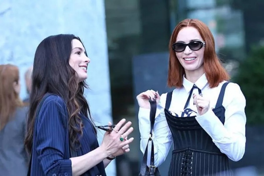  Anne Hathaway y Emily Blunt.