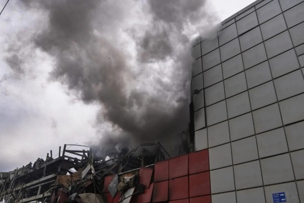 Kiev sotto attacco missilistico, 10 morti e un centinaio di feriti