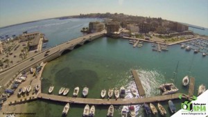 Taranto tra cielo e mare