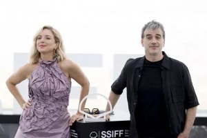 Carla Peterson, actriz, y Daniel Hendler, director, en la presentación de &quot;27 noches&quot;