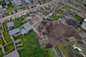 Pompei: turista americano inciampa e fa cadere colonna