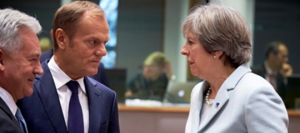 Il confine tra le due Irlande &egrave; il nuovo scoglio nelle trattative per la Brexit