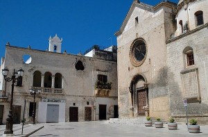 Grottaglie (Taranto) &ndash; Il Pd interroga il Sindaco di Grottaglie su pulizia strade e stato di piazze