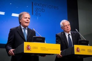 los cancilleres de Espa&ntilde;a e Italia, Josep Borrell y Enzo Moavero Milanesi,