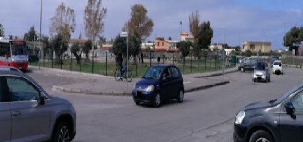 Taranto - Continua il viaggio in periferie&hellip; pianeti squallidamente maltrattati (Parco Della Gioia Tramontone)