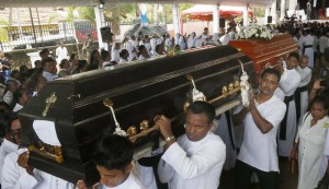 Aumenta a 310 el número de cristianos muertos en Sri Lanka El Estado Islámico asume la autoría de los atentados