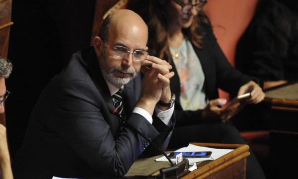 Sul Mes si tratta nel MoVimento 5 Stelle. Ma posizioni ancora lontane. Mes e Recovery, 48 ore per evitare il rischio crisi