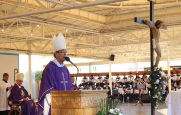 Paraguay - &ldquo;Cercare la rielezione &egrave; inopportuno e danneggia la pace&rdquo;, Mons. Jubinville