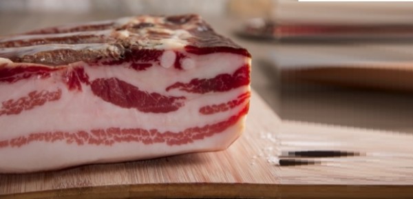 Allarme degli esperti di nutrizione: pancetta pi&ugrave; salata dell&rsquo;acqua di mare