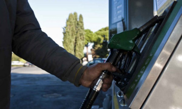 Benzinaio, pompa di benzina