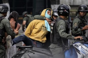 Los obispos contra la violencia y contra Maduro