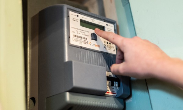 Aumentano le bollette energetiche per le famiglie, ma meno del previsto