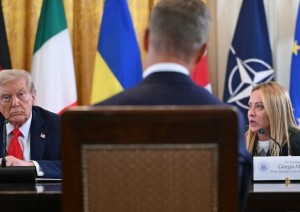 Il vertice alla Casa Bianca Giorgia Meloni Volodymyr-Zelensky Donald Trump 