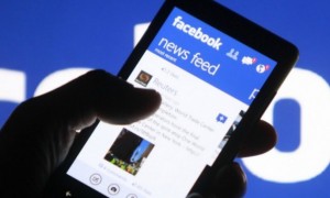 La publicidad llega a los v&iacute;deos pregrabados y a las emisiones en directo de Facebook