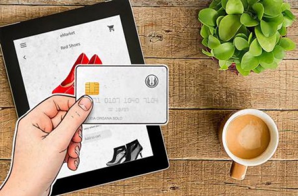 Natale, compromessi dati del 30% utenti