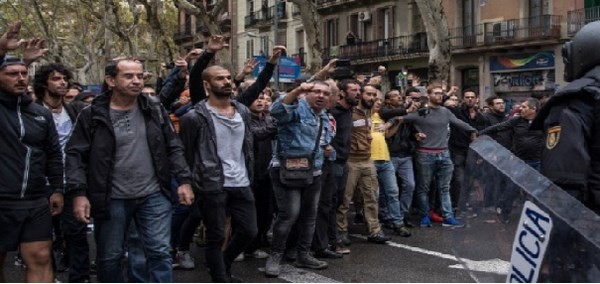 Maduro &laquo;Rajoy deve rispondere al mondo per quello che ha fatto in Catalogna&raquo;