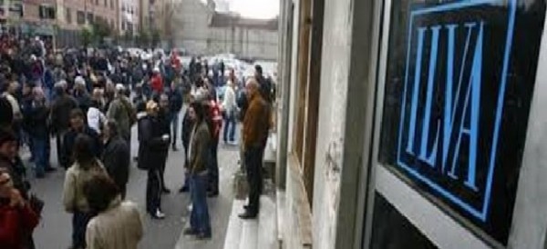 Taranto &ndash; Ilva, un operaio parla alla citt&agrave; delusa per l&rsquo;accordo Ilva &laquo;Non &egrave; un plebiscito del si!&raquo;