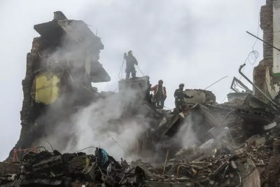  Destrucci&oacute;n en el &uacute;ltimo bombardeo ruso lejos del frente.