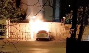 Un'auto si &egrave; schiantata contro l'ambasciata russa a Bucarest