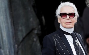 Adi&oacute;s a Karl Lagerfeld, eterno estilista de Chanel