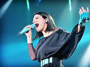 Sanremo 2022, Laura Pausini ospite la seconda serata