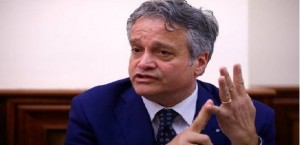 Taranto, poliziotta accoltellata al cuore da clochard. Tonelli (Sap) «Chiediamo certezza della pena»