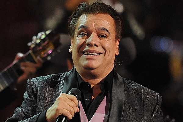 Muere Juan Gabriel a los 66 años de edad La muerte es solo &quot;transformación&quot;