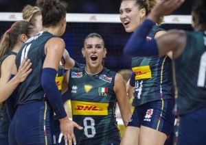Monica De Gennaro, Alessia Orro, Sarah Luisa Fahr, Ekaterina Antropova, Myriam Fatime Sylla durante la partita per la medaglia d'oro della Woman's Volleyball Nations League 2025 tra Italia e Brasile , all'Atlas Arena di Lodz, in Polonia