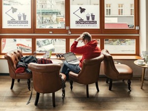 Cosa è lo smart working e come funzionerà in Italia