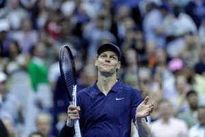  Sinner avanzó con autoridad a cuartos