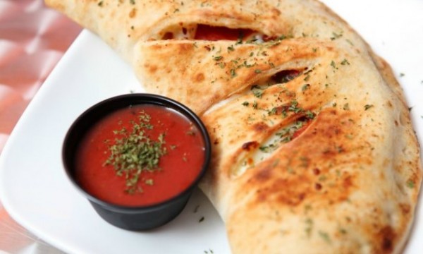 Calzone Napolitano