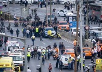 Gerusalemme, strage su un bus: morti 6 passeggeri. Uccisi due terroristi. L&#039;elogio di HamasIsraele