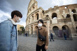 Italia, sin escuelas ni universidades 107 muertos, el mayor n&uacute;mero despu&eacute;s de China y m&aacute;s de tres mil contagios.