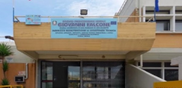 I diplomati dell&rsquo;istituto &ldquo;Del Prete-Falcone&rdquo; di San Marzano  si confermano molto richiesti dal mercato del lavoro