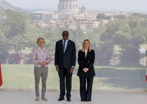 Villa Pamphili. Arrivi al Vertice sul Piano Mattei per l&rsquo;Africa. Nella foto la Presidente del Consiglio Giorgia Meloni e la presidente della Commissione europea Ursula Von Der Leyen