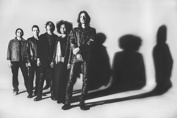 REYES estrena el video de Sra María Rosa