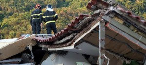 L'isola delle superfetazioni? Per i 6 sindaci tra crolli e abusivismo non c'&egrave; nesso