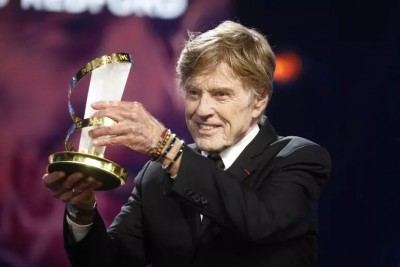   Cono uno de los tantos premios que recibió.