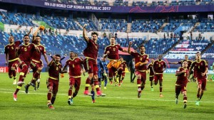 "Vinotinto" recibida con honores