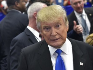 Usa - Donald Trump non paga le tasse e Hilary lo provoca: col metodoTrump tutti evasori