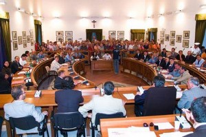 Taranto - I primi nomi in consiglio comunale sono i perdenti