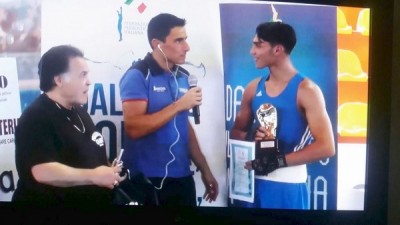 Boxe: il tarantino Francesco Magr&igrave; conquista il &ldquo;guanto d&rsquo;oro&rdquo;