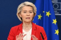 Ursula von der Leyen.