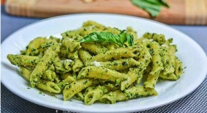 Pasta al pesto genovese