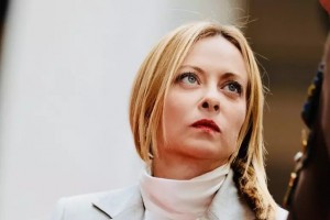 La premier italiana, Giorgia Meloni, critic&oacute; fallo del Tribunal de Cuentas.
