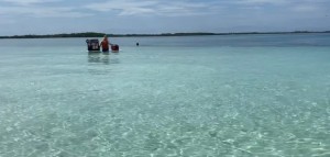 En las playas cristalinas de Venezuela se disimula la crisis: “No hay como estar aquí”