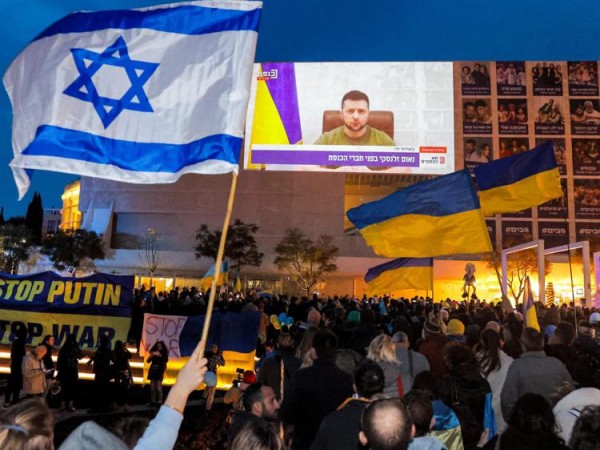 Zelensky a Israele: "Russia come i nazisti"