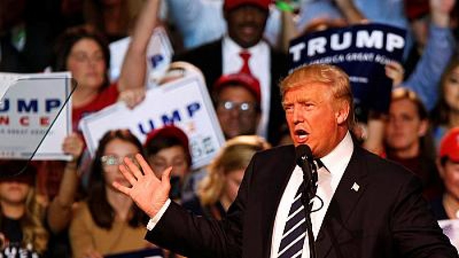 Trump takes a leaf out of Nigel Farage's book in final campaign rally
