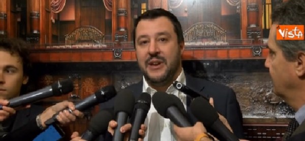 Sicurezza: Salvini, dal 5 settembre via sperimentazione taser in 12 citt&agrave;
