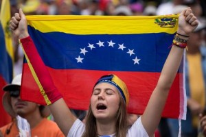 Santa Sede pide escuchar la voz del pueblo